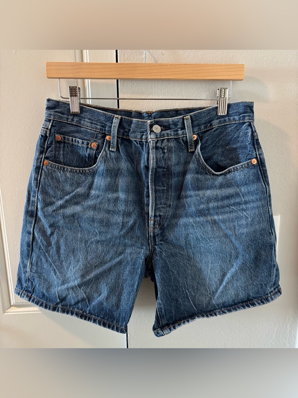 Levi's® Premium
501® Mid Thigh Women's Shorts